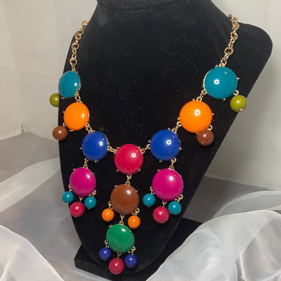 Jewelry - Multiple Color Statement Necklace